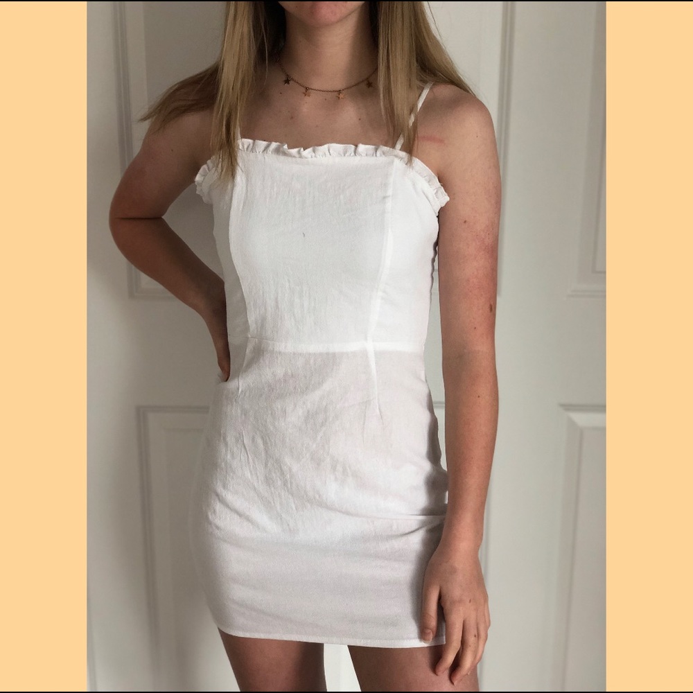 WHITE MINI DRESS